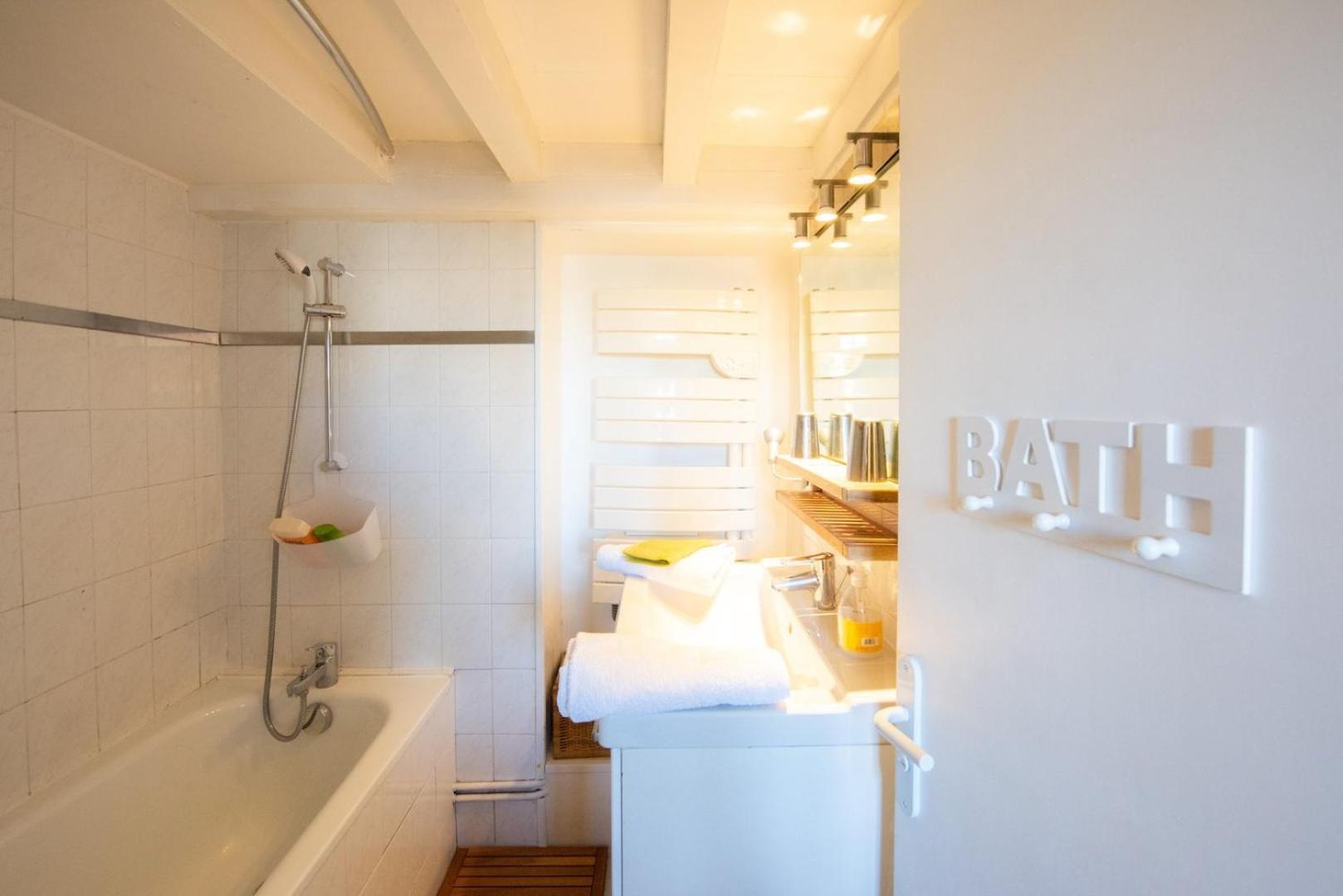Le Woody Authentique Appartement Des Canuts Caluire-et-Cuire Εξωτερικό φωτογραφία